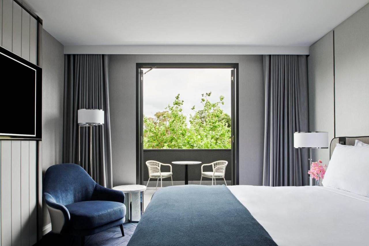 The Royce Hotel Melbourne Room photo