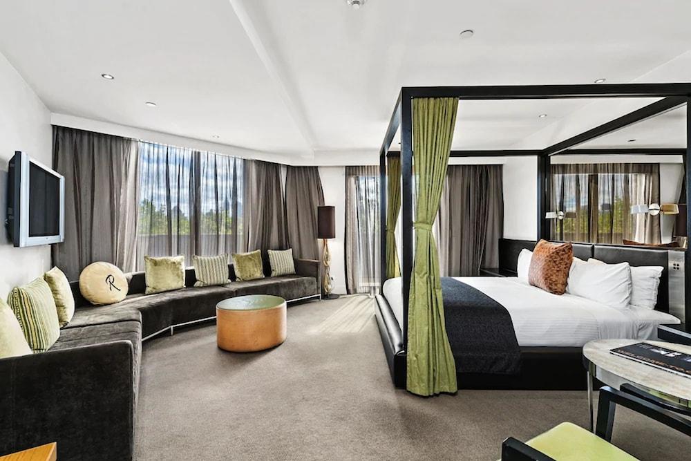 The Royce Hotel Melbourne Exterior photo